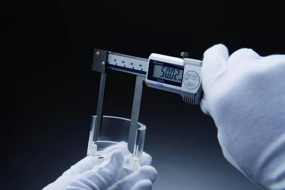 日本三豐數(shù)顯內(nèi)徑卡尺 日本三豐數(shù)顯內(nèi)徑卡尺